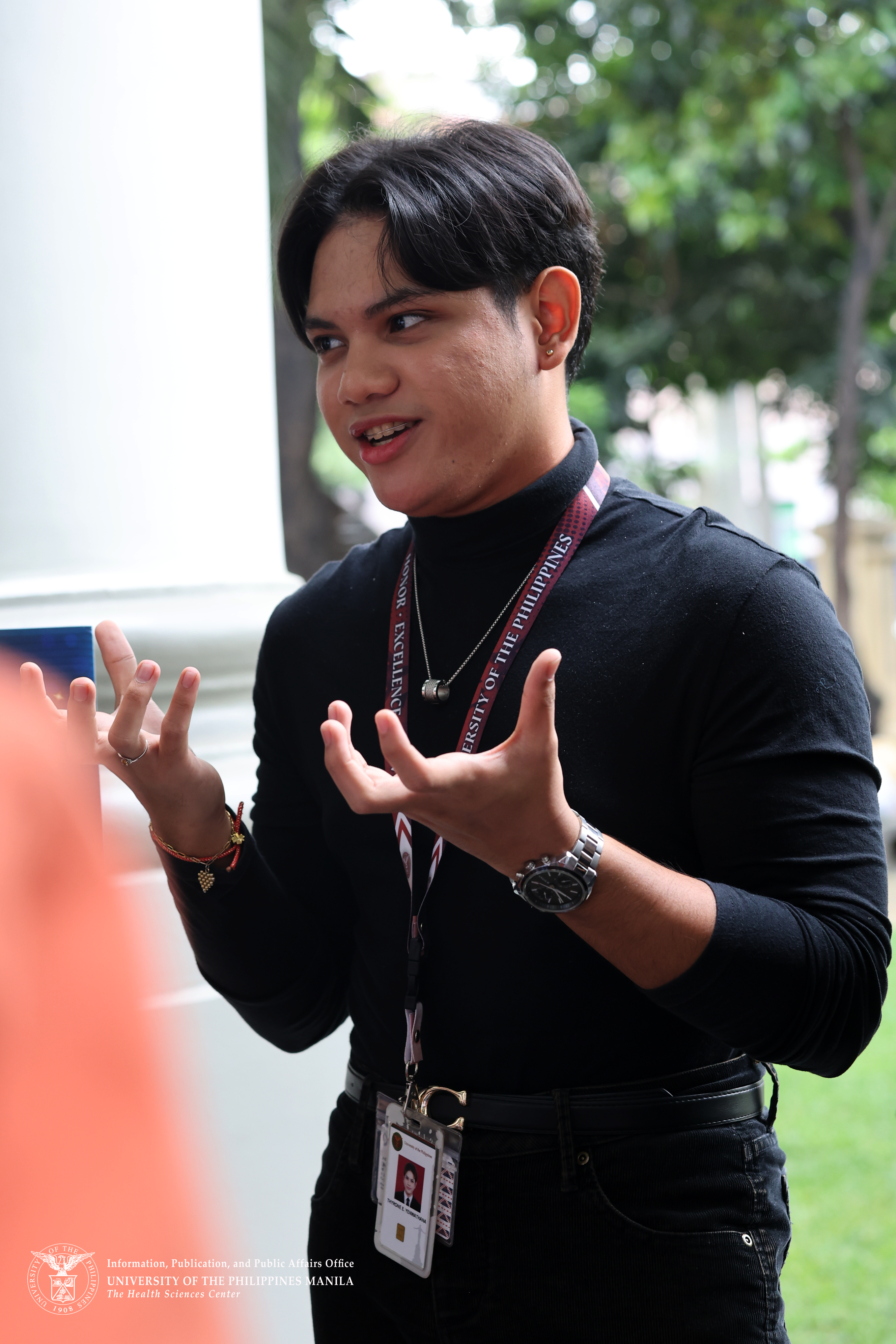 Thyrone Yenwathana shares their pitch’s rationale, “We started indulging in social media that we forgot how to live…we want to bring you back to reality…social media imitates life. So why would you imitate life when you can live life? So with that, it's time to log off.”