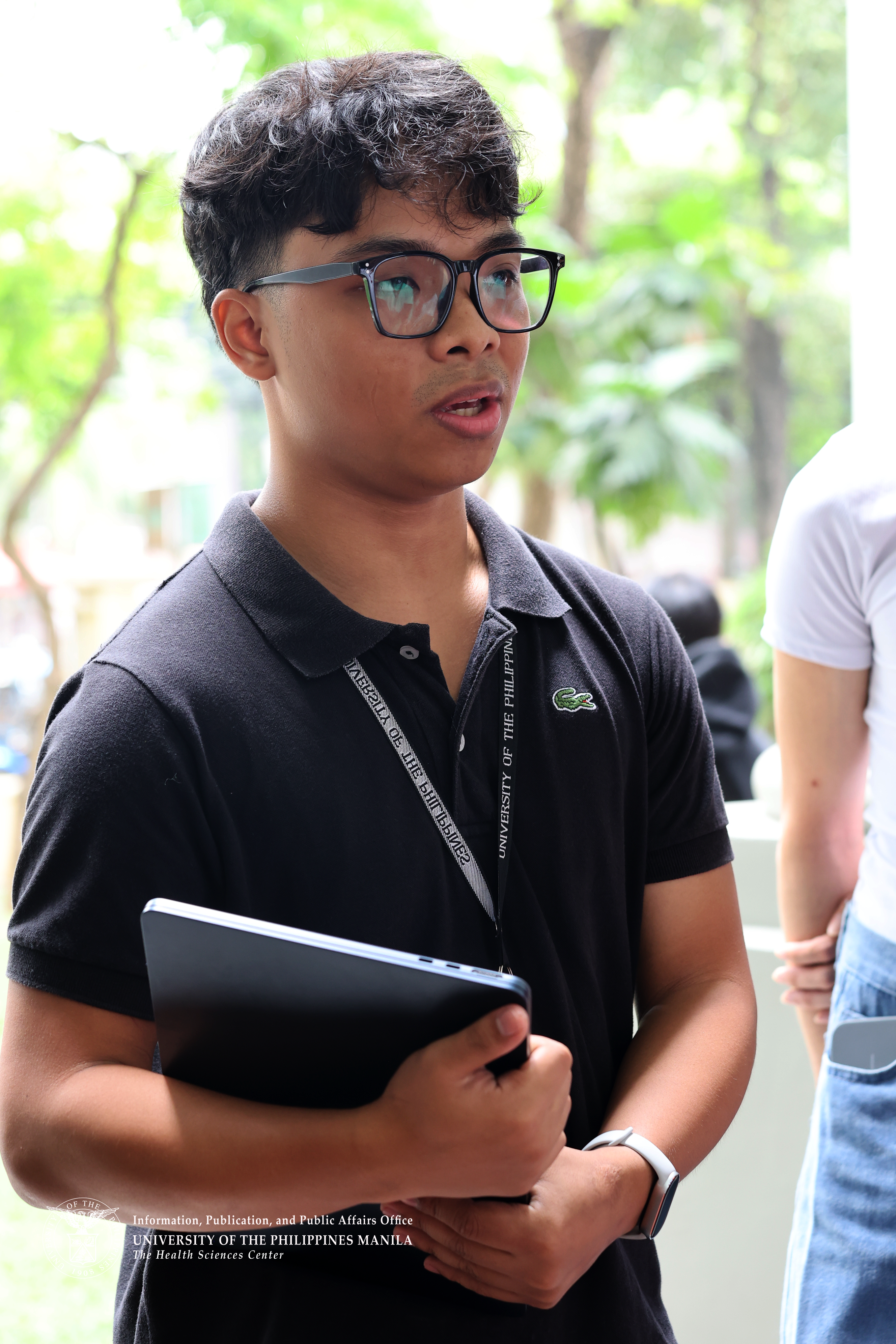 Ser Thomas Diaz expresses his gratitude to one of their professors, “I would like to thank Sir Arwin Vibar. He is the one who taught us about intercultural communication. We were really able to apply his Lessons. Specifically, don't assume that there are many similarities. But instead, assume the differences. Misunderstandings occur when we assume our similarities.”